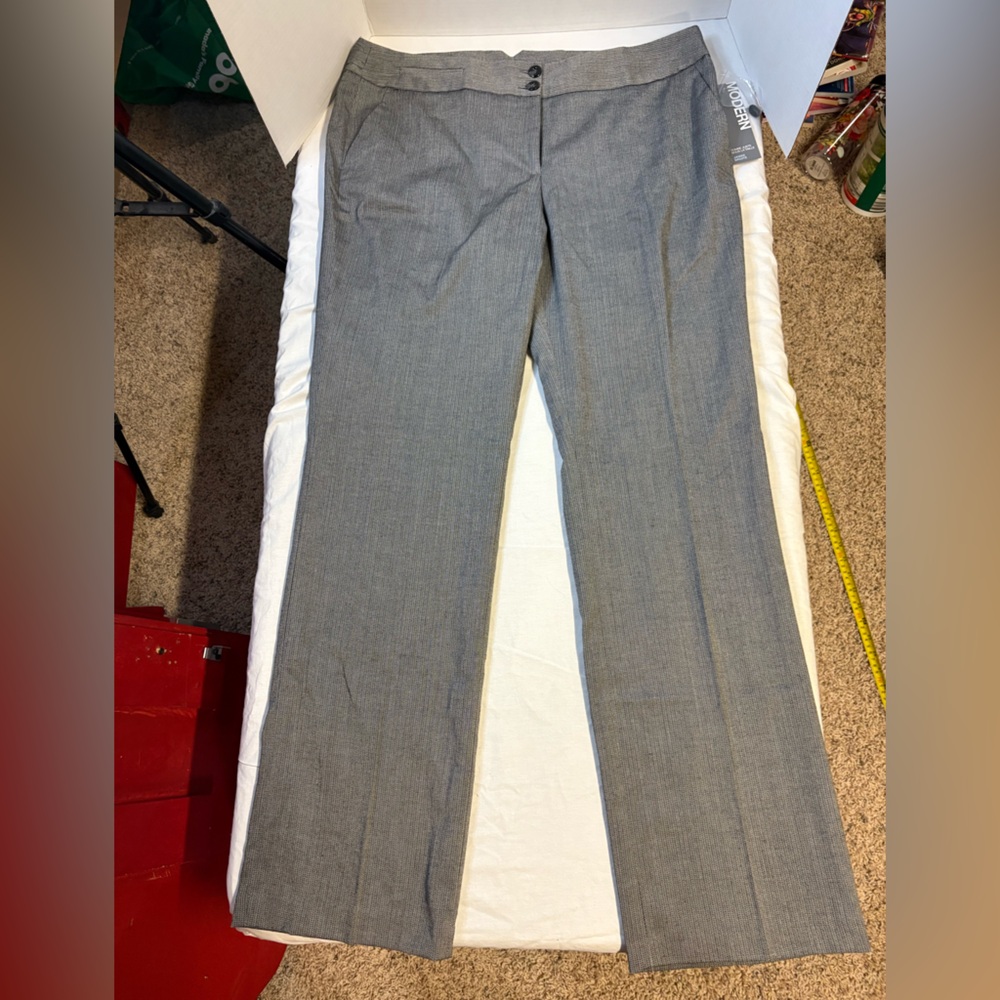 NWT Suzy Shier Gray Modern Straight Leg Pants